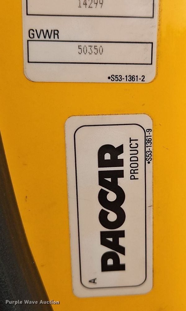 image for item NZ9145 2019 Kenworth T680 semi truck