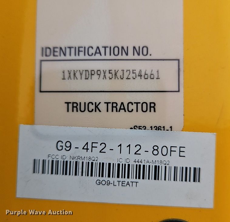 image for item NZ9145 2019 Kenworth T680 semi truck