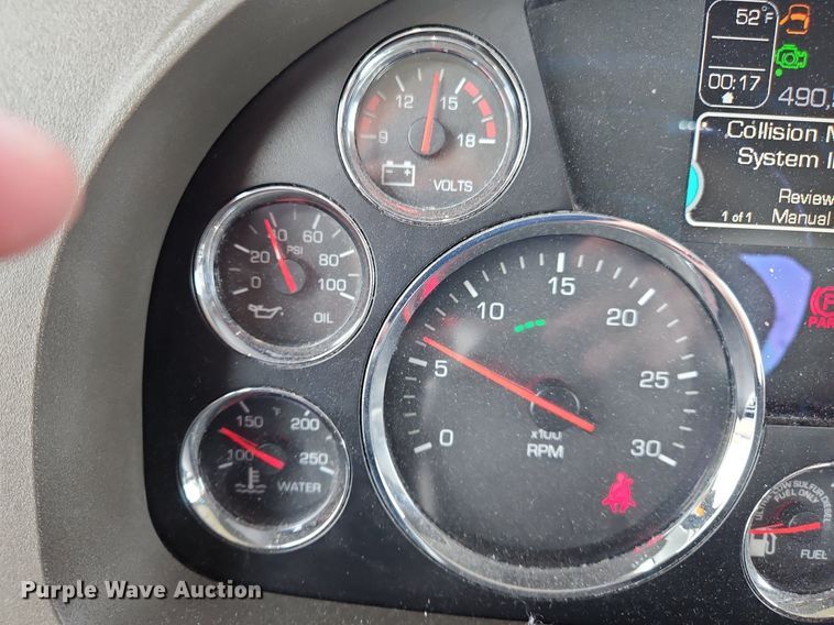 image for item NZ9146 2019 Kenworth  T680 semi truck