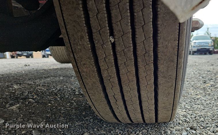 image for item NZ9146 2019 Kenworth  T680 semi truck