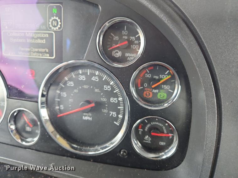 image for item NZ9147 2020 Kenworth  T680 semi truck