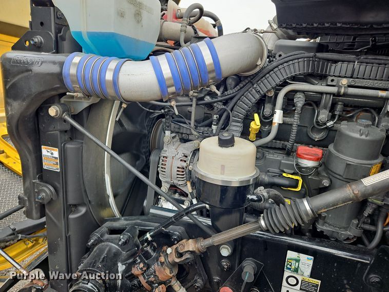 image for item NZ9147 2020 Kenworth  T680 semi truck