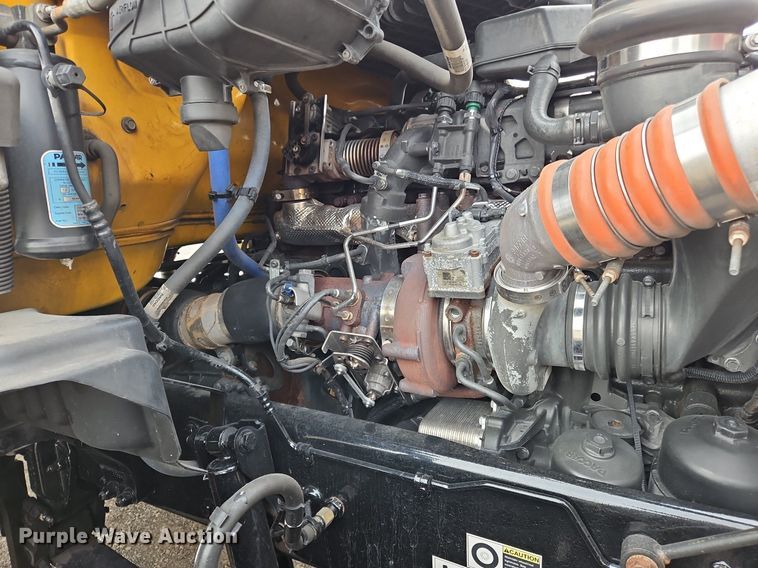 image for item NZ9147 2020 Kenworth  T680 semi truck