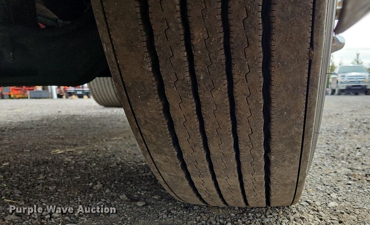 image for item NZ9147 2020 Kenworth  T680 semi truck