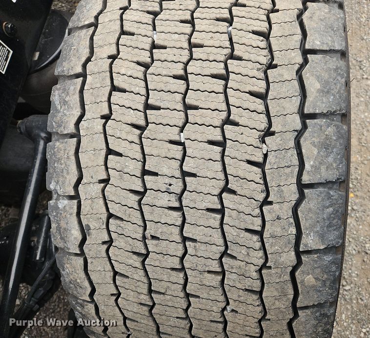 image for item NZ9147 2020 Kenworth  T680 semi truck