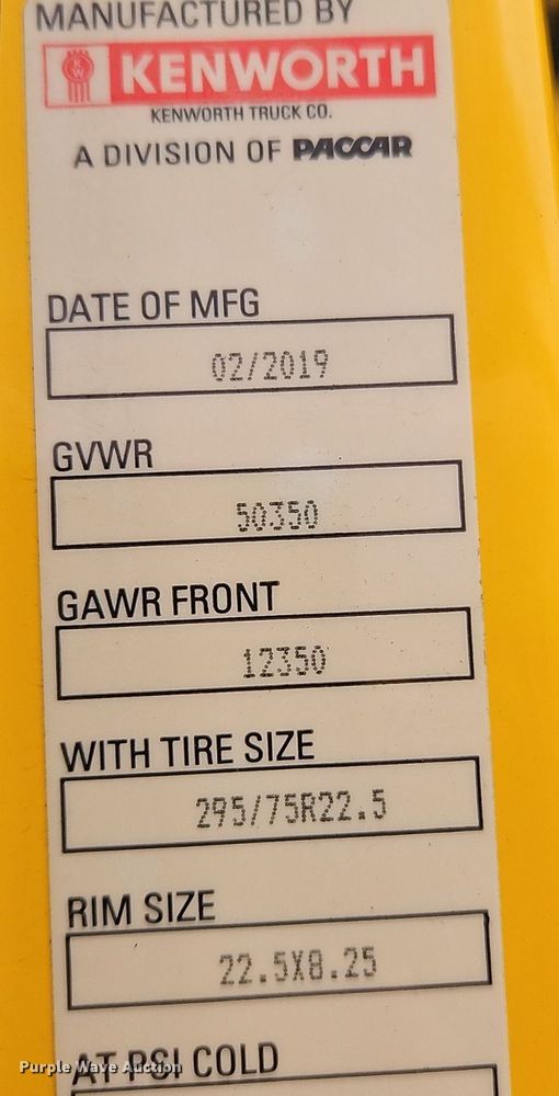 image for item NZ9147 2020 Kenworth  T680 semi truck