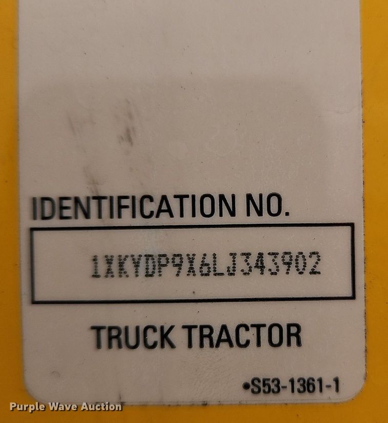 image for item NZ9147 2020 Kenworth  T680 semi truck