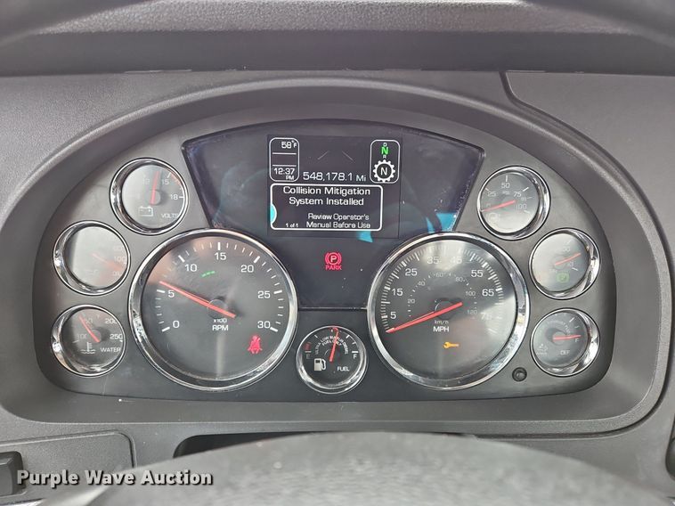 image for item NZ9148 2020 Kenworth  T680 semi truck