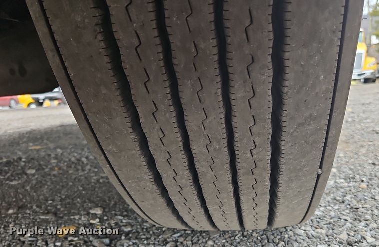 image for item NZ9148 2020 Kenworth  T680 semi truck