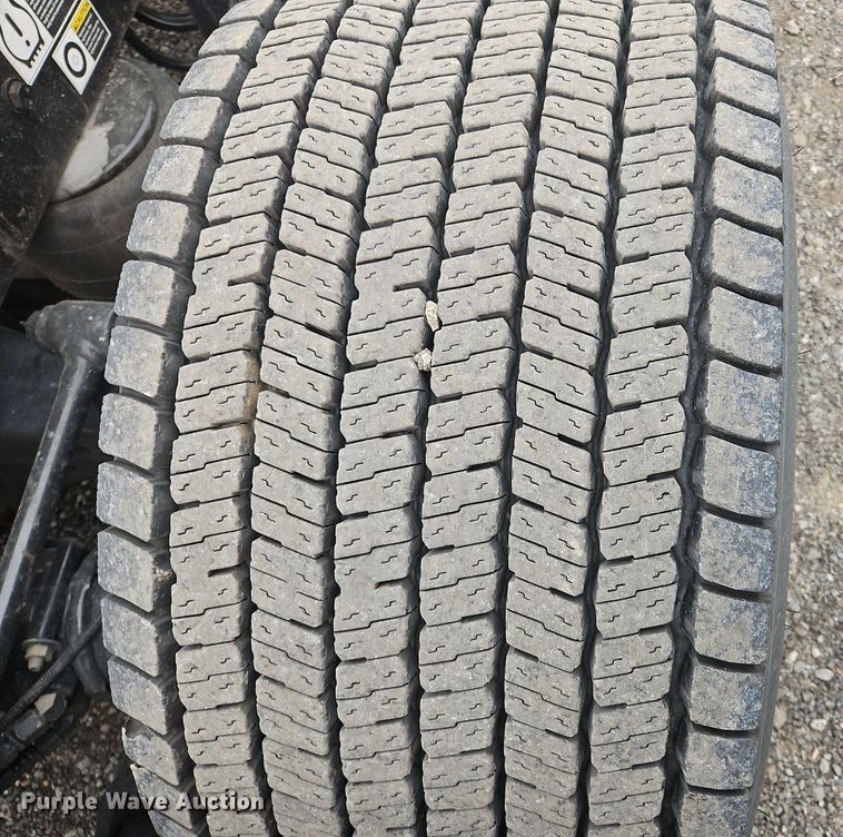 image for item NZ9148 2020 Kenworth  T680 semi truck