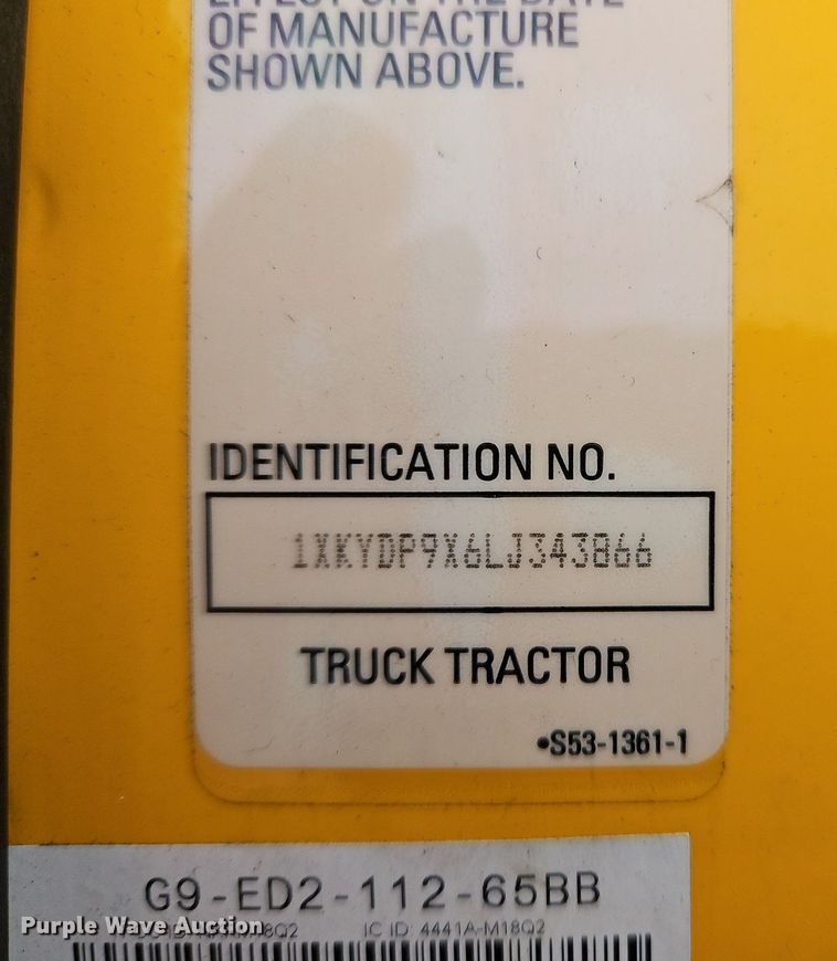 image for item NZ9148 2020 Kenworth  T680 semi truck