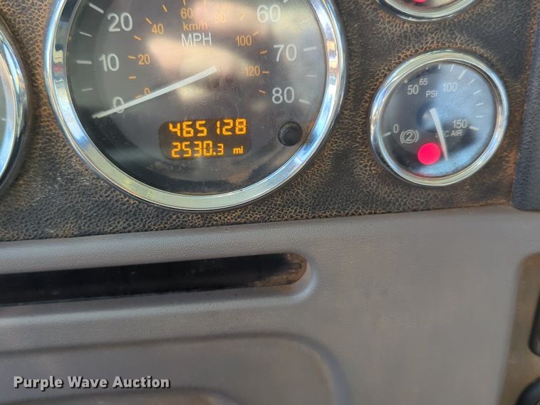 image for item OD9184 2012 Peterbilt 388 semi truck