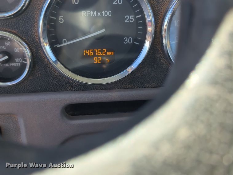 image for item OD9184 2012 Peterbilt 388 semi truck