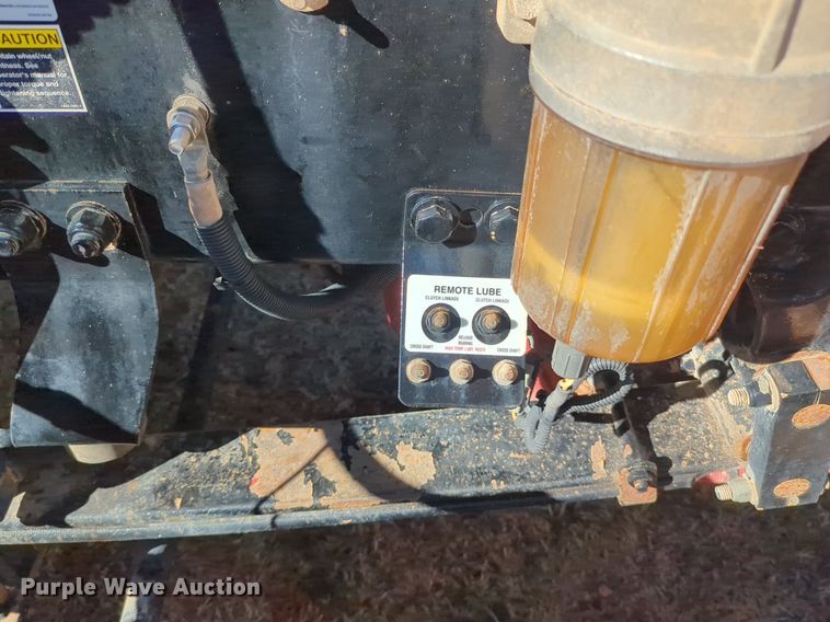 image for item OD9184 2012 Peterbilt 388 semi truck