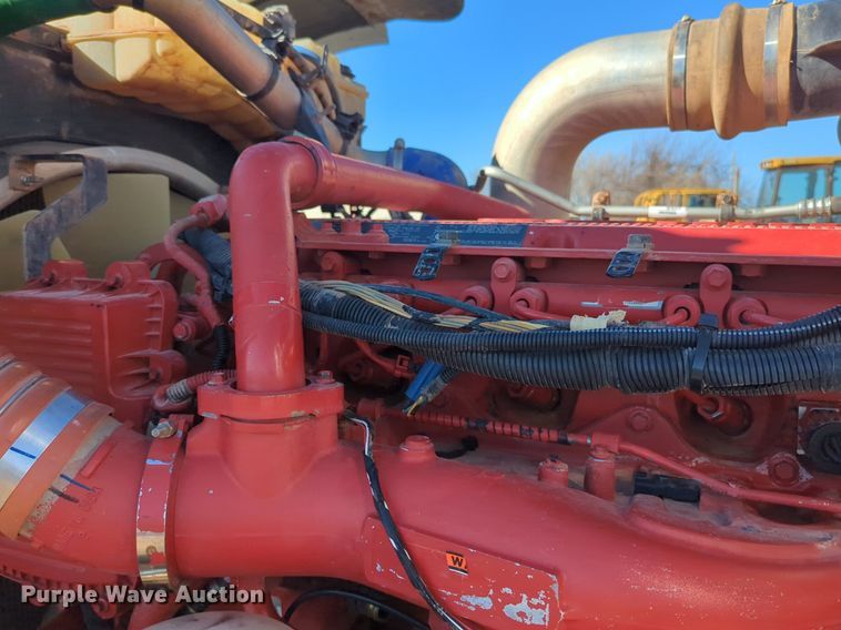 image for item OD9184 2012 Peterbilt 388 semi truck