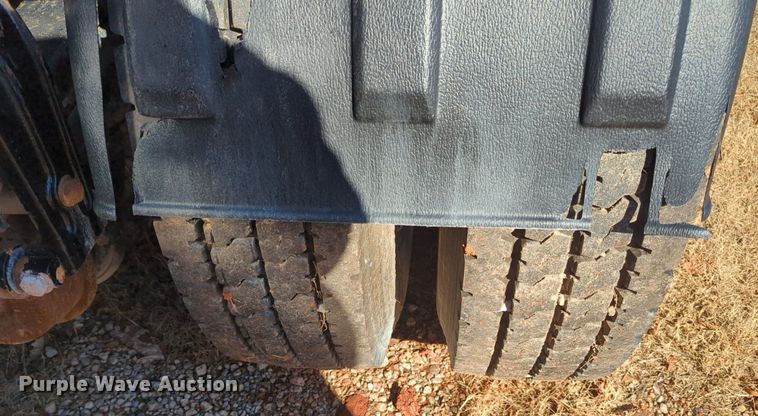 image for item OD9184 2012 Peterbilt 388 semi truck