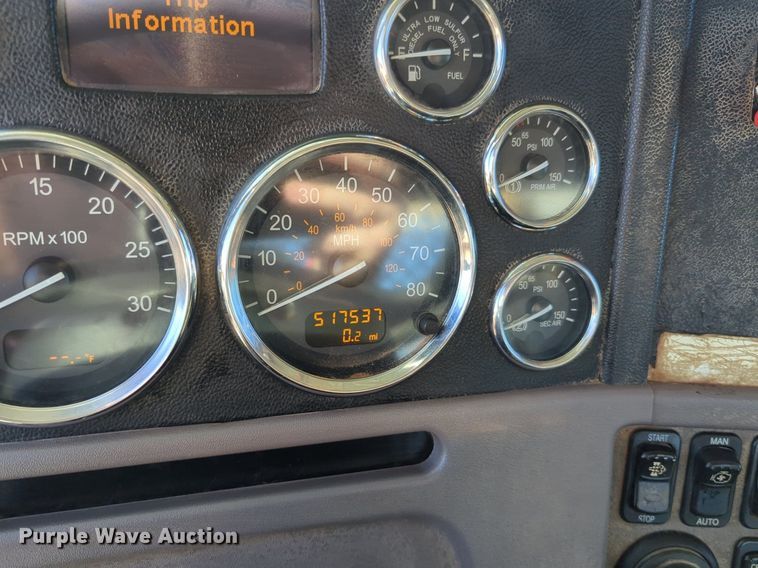 image for item OD9187 2012 Peterbilt 388 semi truck