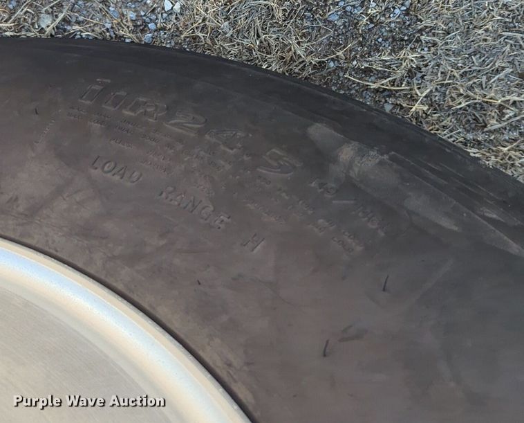 image for item OD9187 2012 Peterbilt 388 semi truck