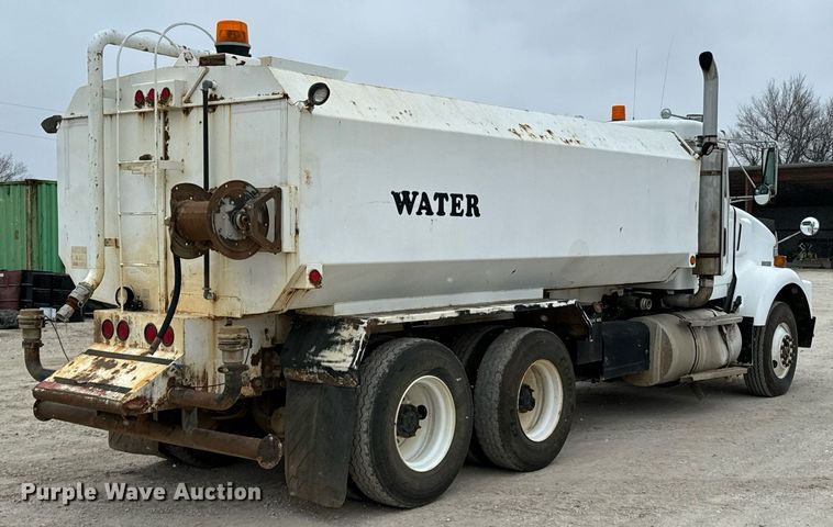 image for item OD9932 1995 Kenworth T800 water truck