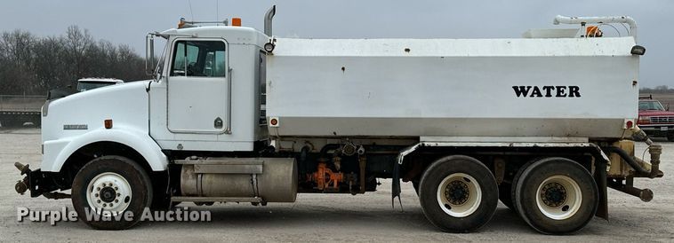 image for item OD9932 1995 Kenworth T800 water truck