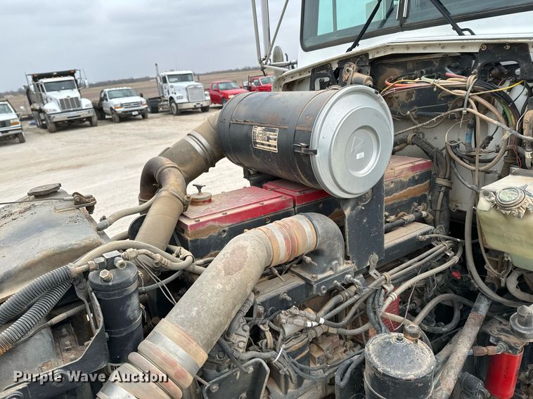 image for item OD9932 1995 Kenworth T800 water truck