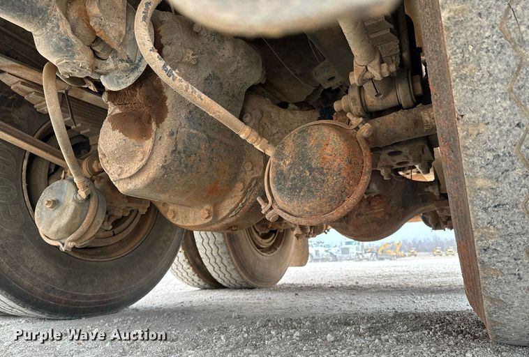 image for item OD9932 1995 Kenworth T800 water truck