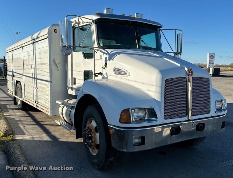 image for item OD9933 2006 Kenworth  T300 delivery truck