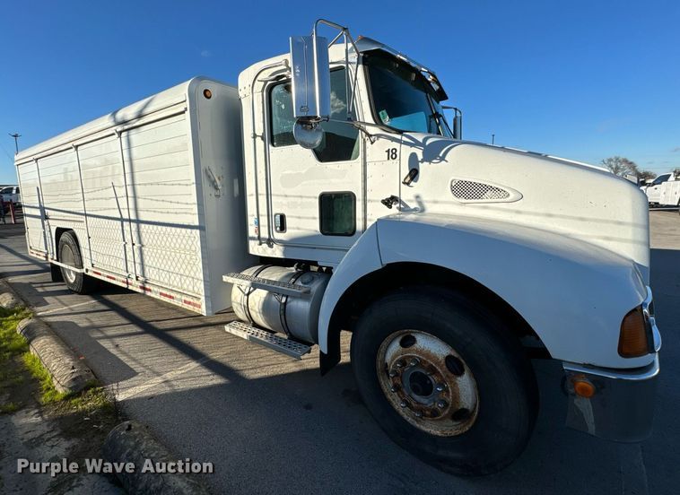 image for item OD9933 2006 Kenworth  T300 delivery truck