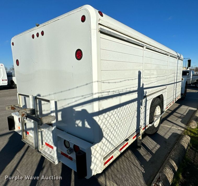 image for item OD9933 2006 Kenworth  T300 delivery truck