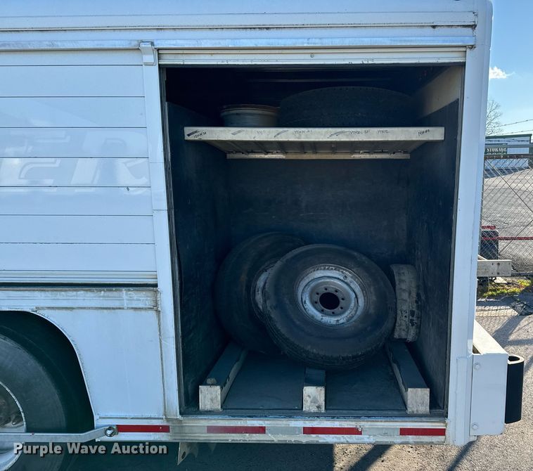 image for item OD9933 2006 Kenworth  T300 delivery truck