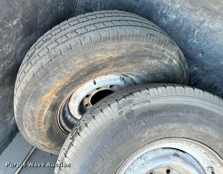 image for item OD9933 2006 Kenworth  T300 delivery truck