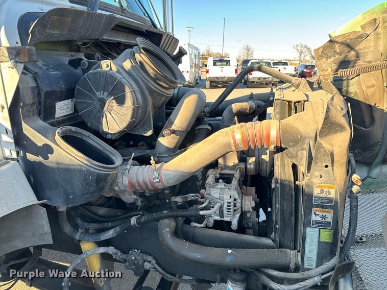 image for item OD9933 2006 Kenworth  T300 delivery truck