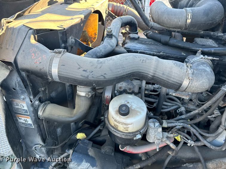 image for item OD9933 2006 Kenworth  T300 delivery truck