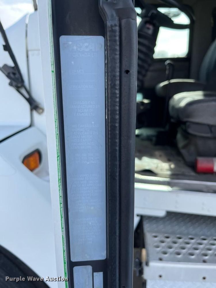 image for item OD9933 2006 Kenworth  T300 delivery truck