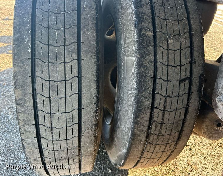 image for item OI9539 2013 Great Dane CSE121420053 dry van trailer