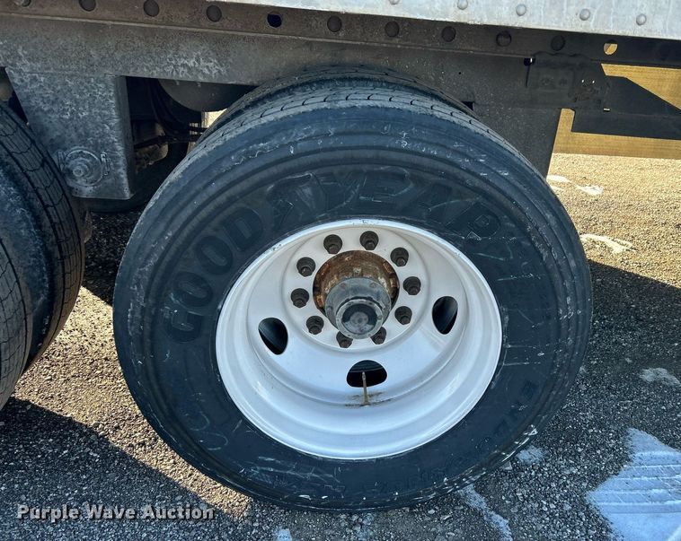 image for item OI9539 2013 Great Dane CSE121420053 dry van trailer