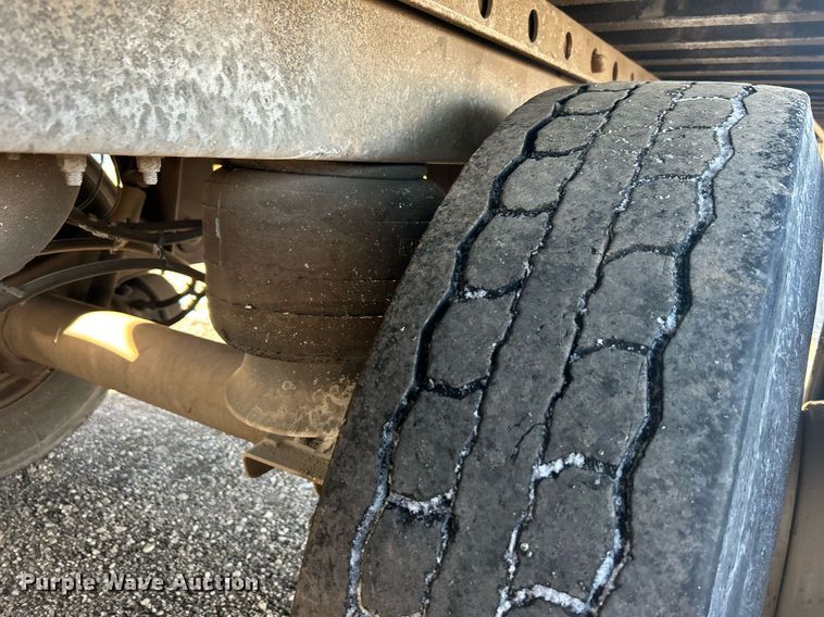 image for item OI9539 2013 Great Dane CSE121420053 dry van trailer