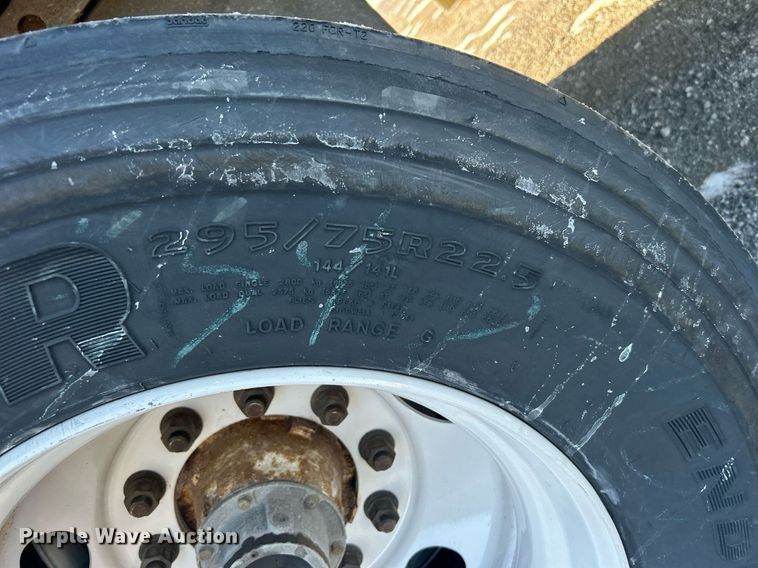 image for item OI9539 2013 Great Dane CSE121420053 dry van trailer