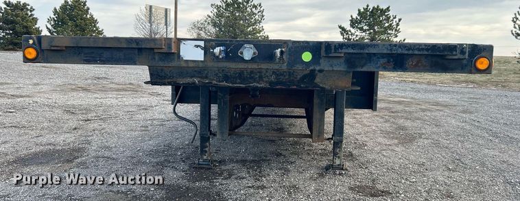image for item OI9547 1998 Kalyn-Siebert drop deck equipment trailer