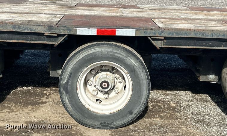 image for item OI9547 1998 Kalyn-Siebert drop deck equipment trailer