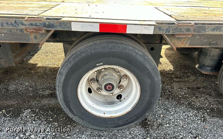 image for item OI9547 1998 Kalyn-Siebert drop deck equipment trailer