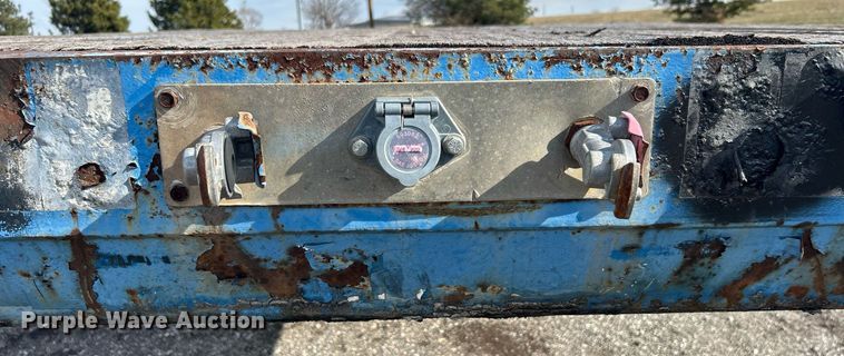 image for item OI9548 1998 Kalyn Siebert drop deck equipment trailer