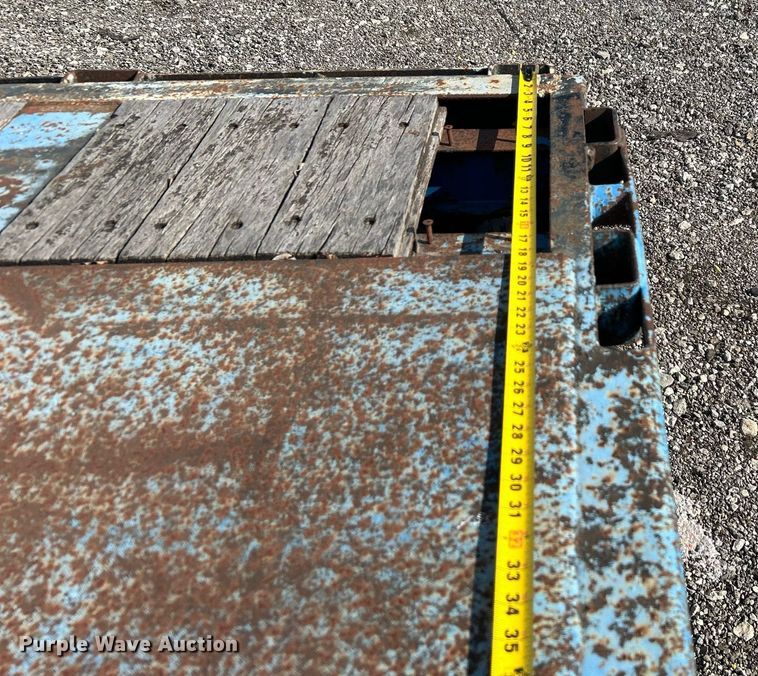 image for item OI9548 1998 Kalyn Siebert drop deck equipment trailer