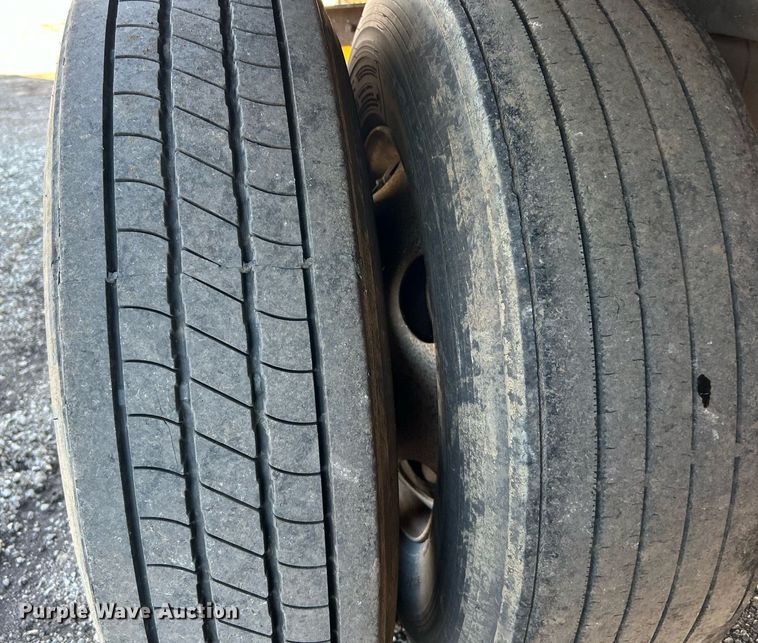 image for item OI9550 2013 Great Dane CSE-1214-20053 dry van trailer