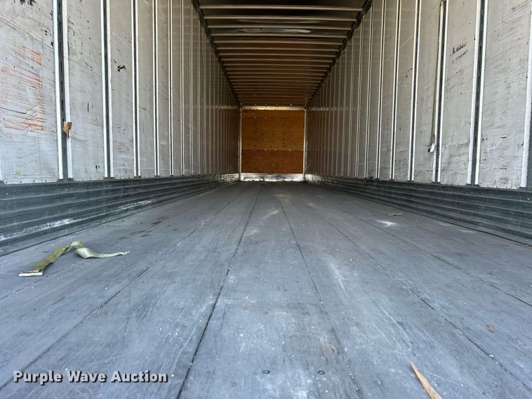 image for item OI9551 2013 Utility Trailer VS2DX dry van trailer