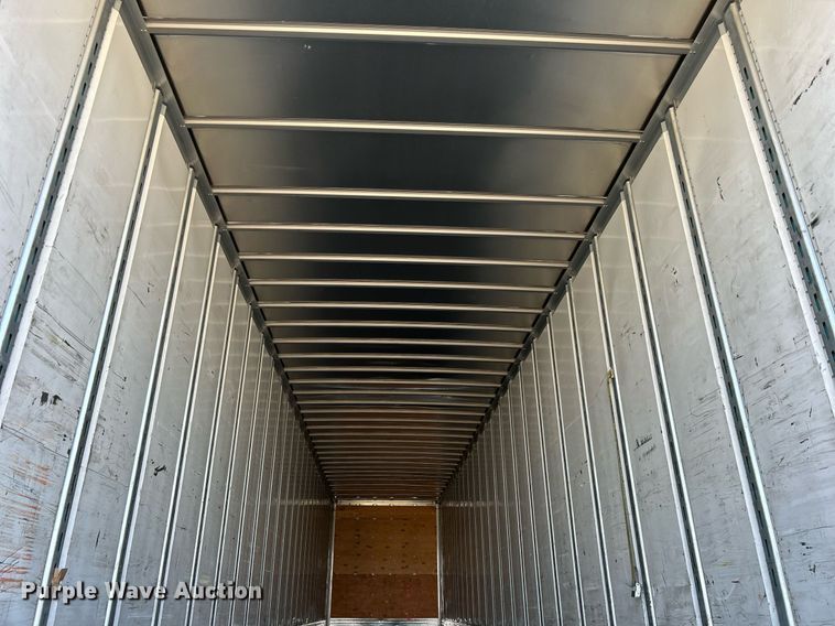 image for item OI9551 2013 Utility Trailer VS2DX dry van trailer