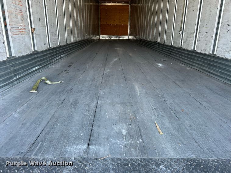 image for item OI9551 2013 Utility Trailer VS2DX dry van trailer