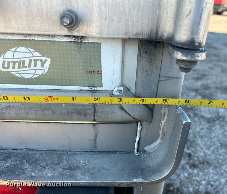 image for item OI9551 2013 Utility Trailer VS2DX dry van trailer