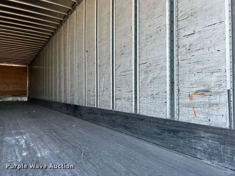 image for item OI9552 2013 Utility Trailer MFG Co. VS2DX dry van trailer