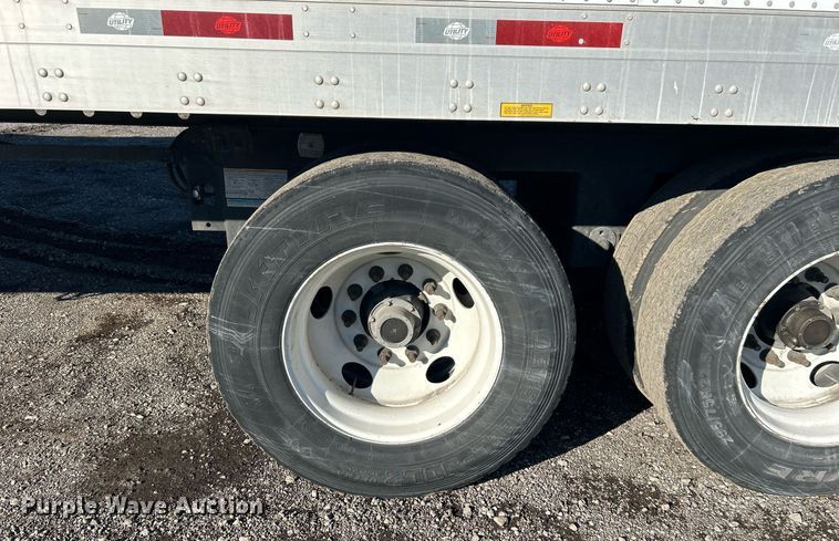 image for item OI9552 2013 Utility Trailer MFG Co. VS2DX dry van trailer